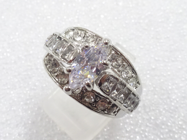 Japanese Kimono / Antique Accessories Metal